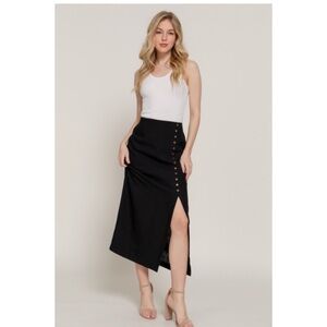 1206 • Black Woven Fabric Midi Skirt w/Coconut Buttons & Front Split